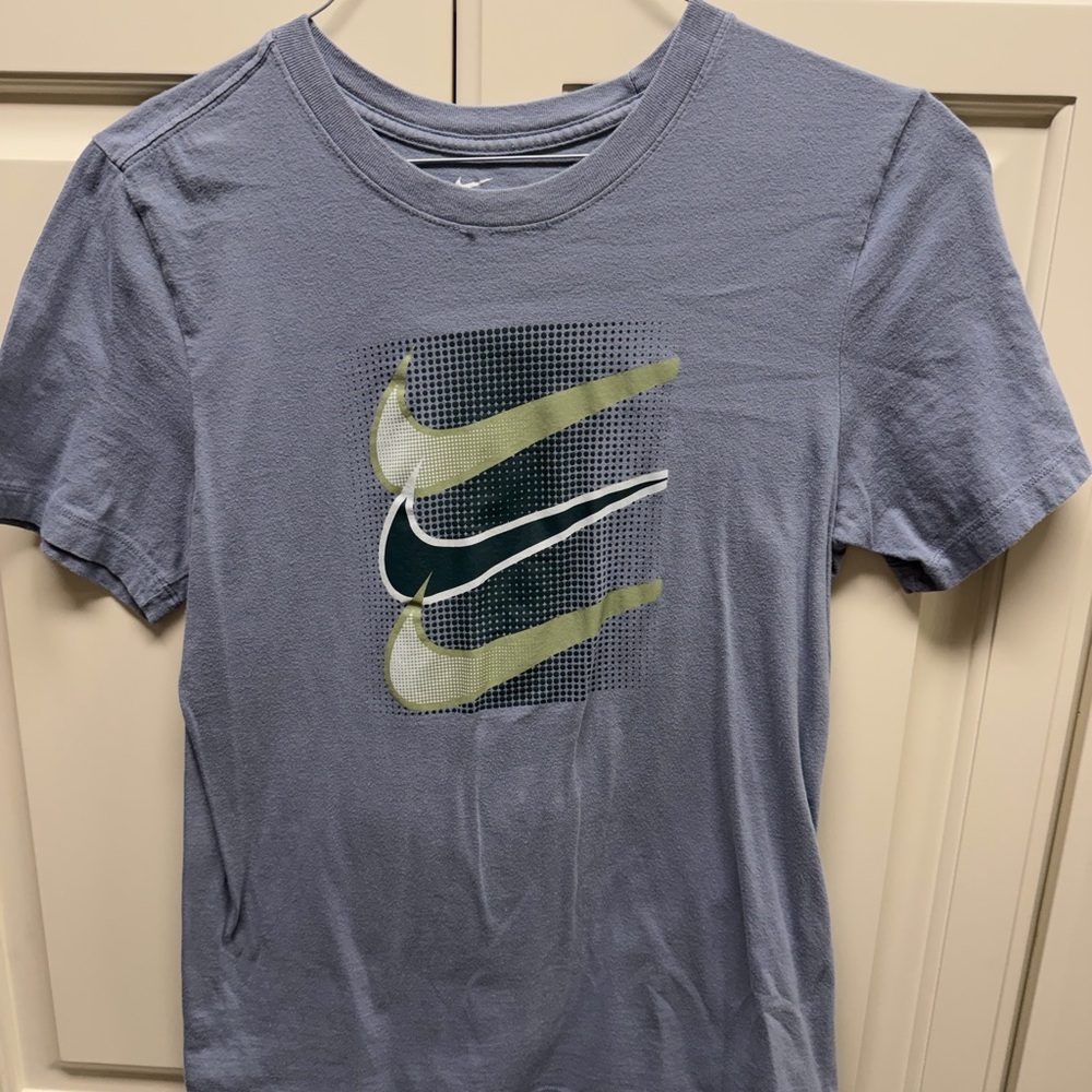 Nike Men's Blue/Gray Graphic Tee